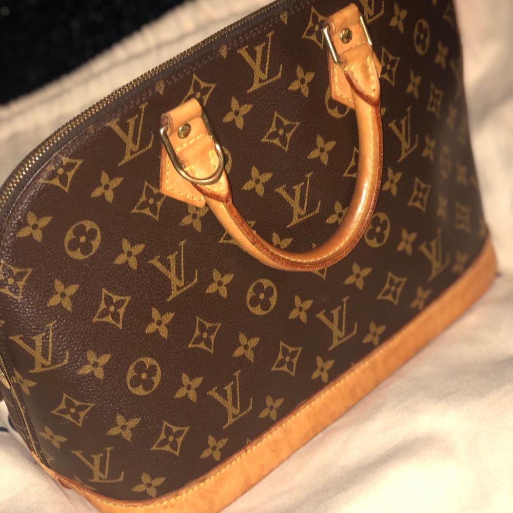 Louis Vuitton Alma
